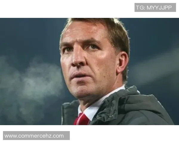 罗杰斯替补策略在欧冠赛场的成功与挑战分析 罗杰斯替补策略在欧冠赛场的成功与挑战分析