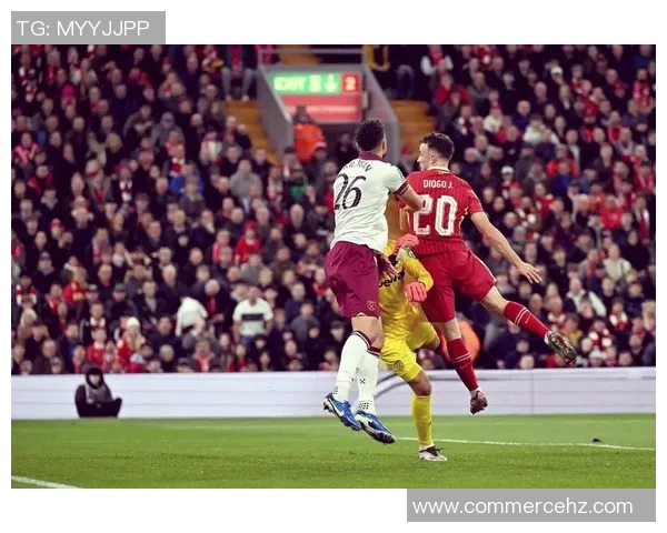 萨拉赫精彩抽射助力利物浦逆转比赛展现超强个人能力 萨拉赫精彩抽射助力利物浦逆转比赛展现超强个人能力