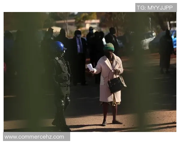 亚特兰大市长宣布实施宵禁措施,严格限制市民外出活动:市民如何应对新政? 亚特兰大市长宣布实施宵禁措施,严格限制市民外出活动:市民如何应对新政?