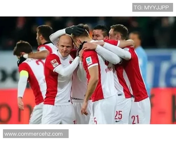 沙尔克04惨遭奥格斯堡绝杀，德甲噩梦再现