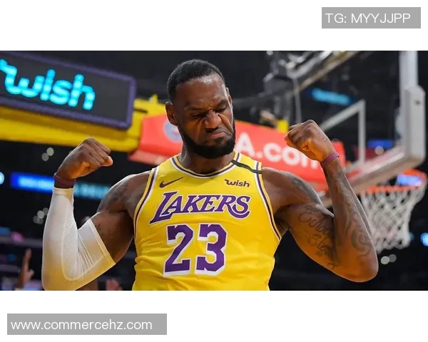 詹姆斯生涯第20次获得NBA月最佳球员称号,领导骑士再创辉煌 詹姆斯生涯第20次获得NBA月最佳球员称号,领导骑士再创辉煌